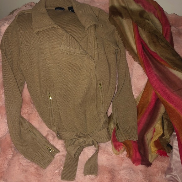 Like new Sweater jacket with gold zipper details tie belt &scarf - Picture 1 of 8